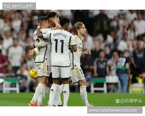 02004年曼联对阵皇马高清回顾经典对决再现足球魅力与激情